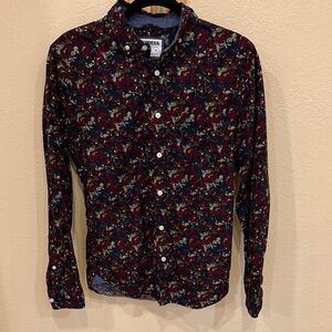 Express Men's Dark Floral Button-Down Shirt - Red and Green